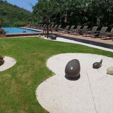 Unixx By Gl Apartamento Pattaya Exterior foto